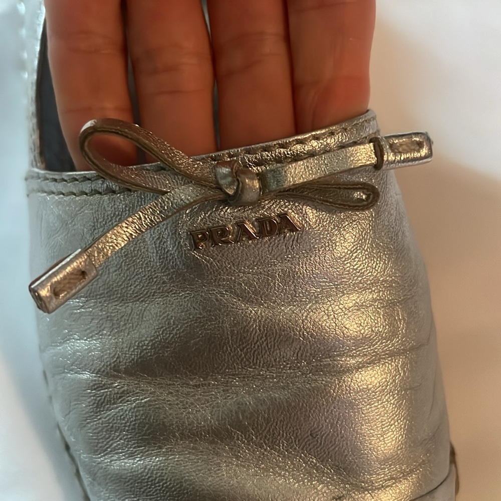 PRADA! Leather Silver Shoes. Size 9. - Picture 7 of 7